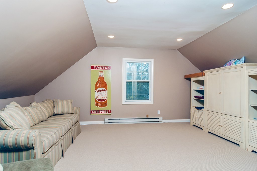 11 Littles Point Road Swampscott, MA 01907 - Photo 18 of 29 Gallery Image 18