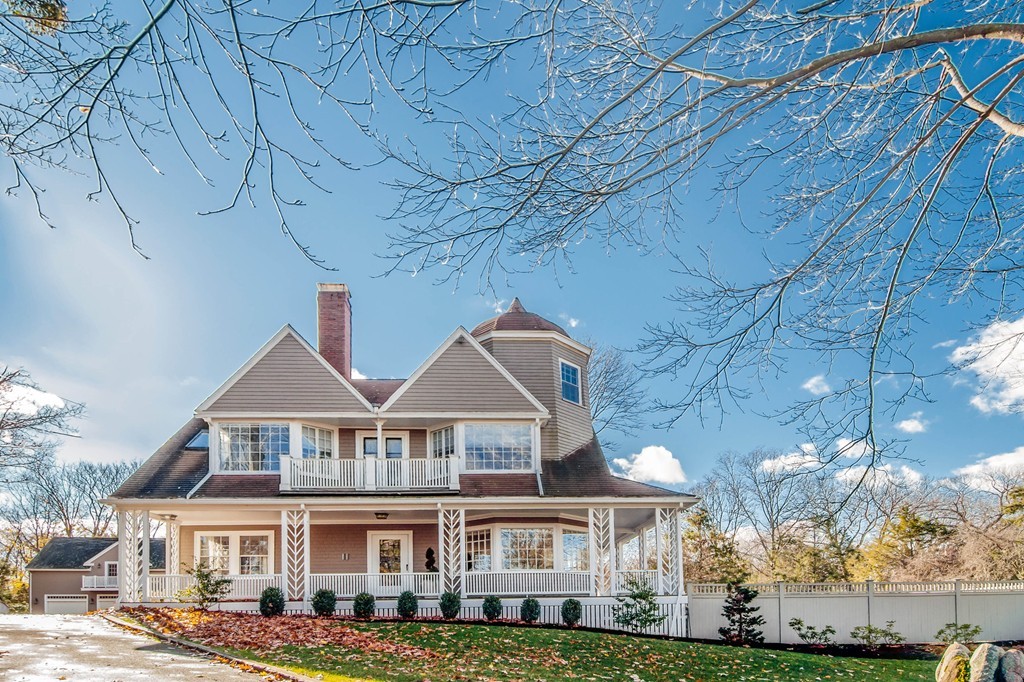11 Littles Point Road Swampscott, MA 01907 - Photo 23 of 29 Gallery Image 23