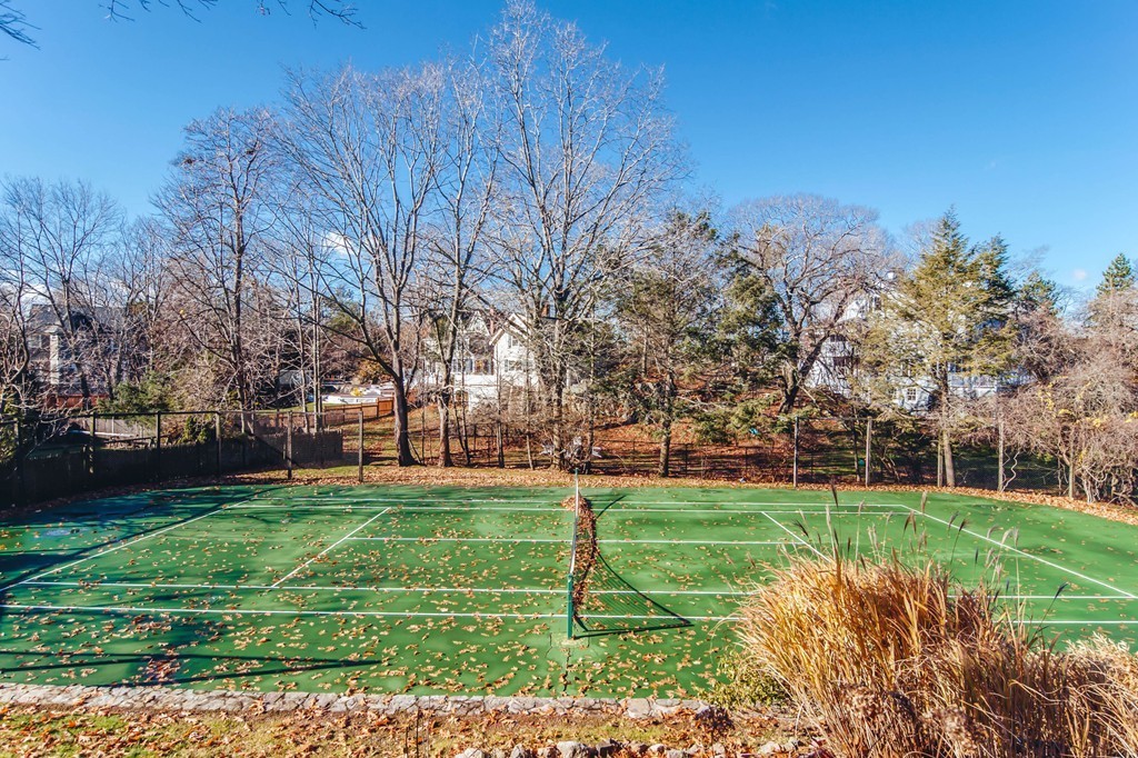 11 Littles Point Road Swampscott, MA 01907 - Photo 25 of 29 Gallery Image 25