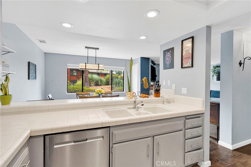 152 Cedar Creek Road San Dimas, CA 91773 - Photo 20 of 65