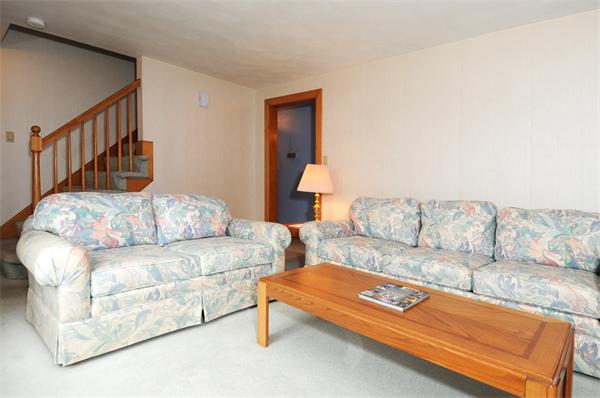 16 Colonial Road Beverly, MA 01915 - Photo 10 of 25