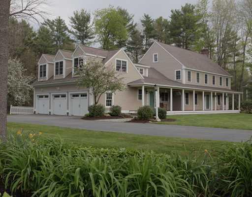77 Royall Point Road Yarmouth, ME 04096 - Photo 2 of 23 Exterior Front.