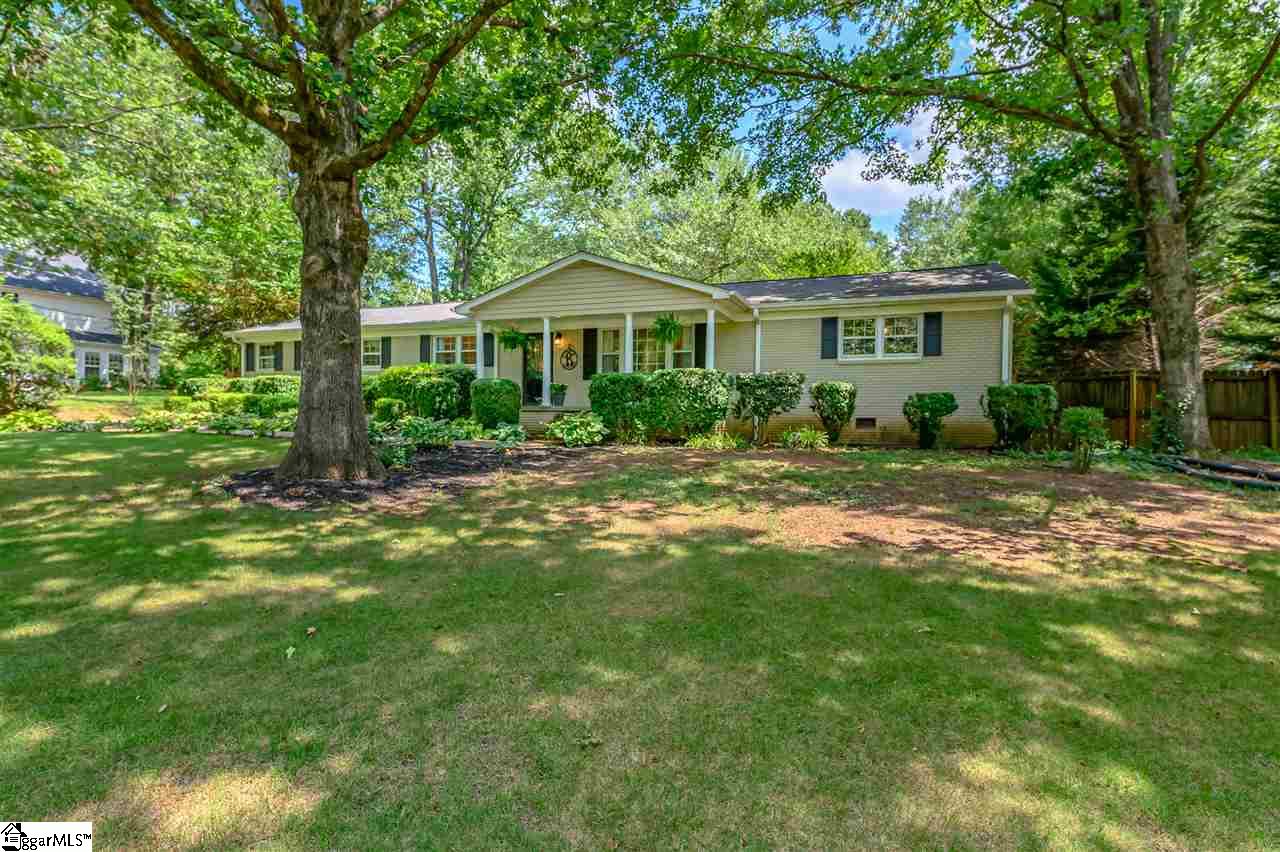 704 Phillips Road Greer, SC 29650 - Photo 2 of 36 Gallery Image 2