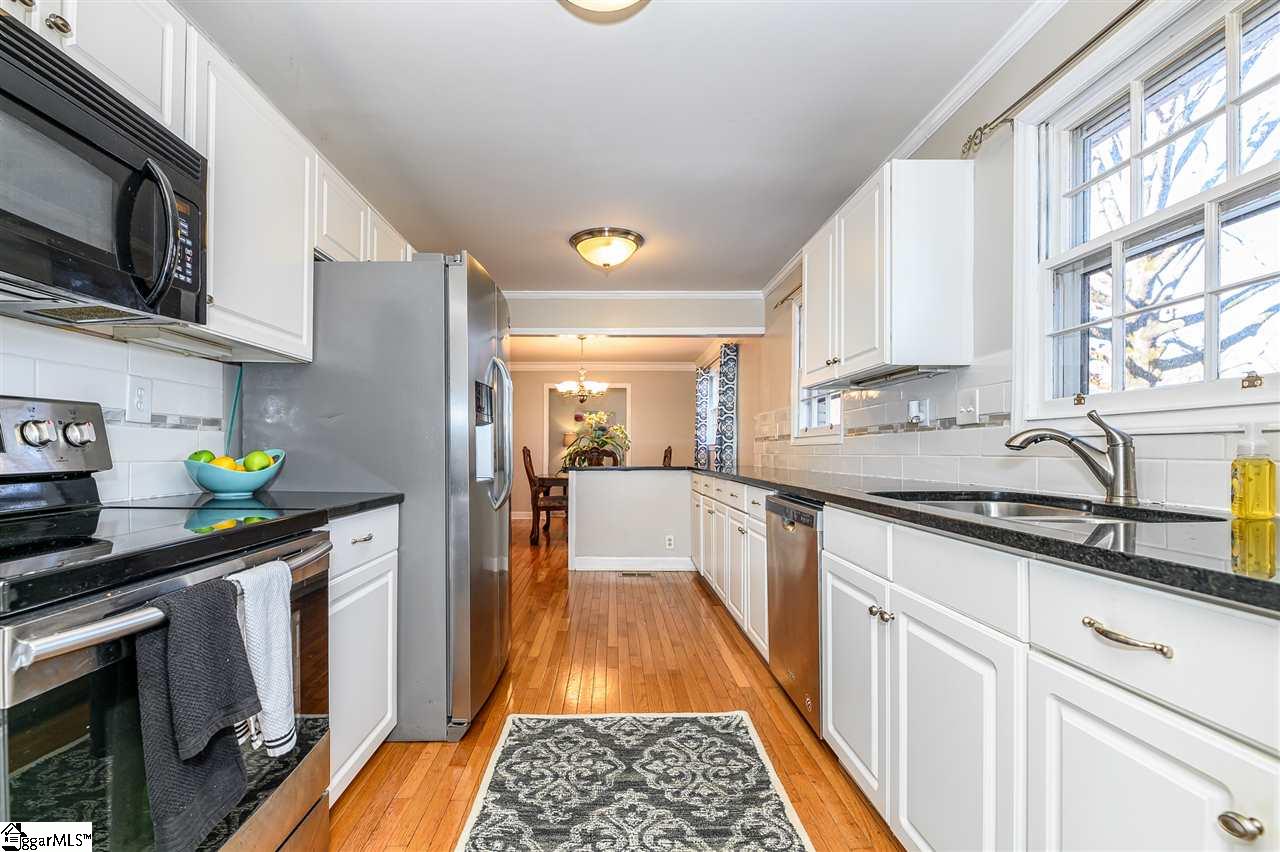 704 Phillips Road Greer, SC 29650 - Photo 14 of 36 Gallery Image 14