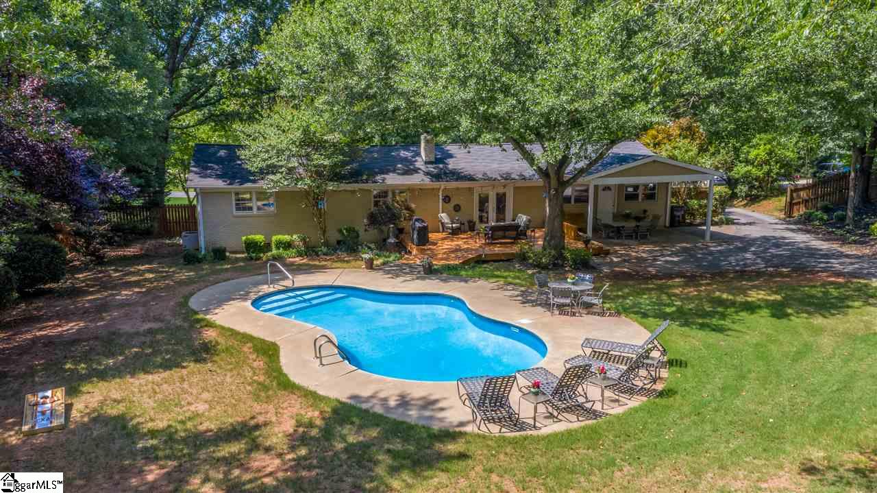 704 Phillips Road Greer, SC 29650 - Photo 6 of 36 Gallery Image 6