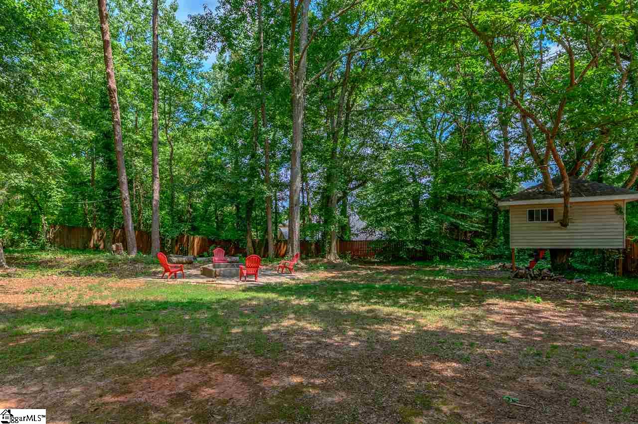 704 Phillips Road Greer, SC 29650 - Photo 8 of 36 Gallery Image 8