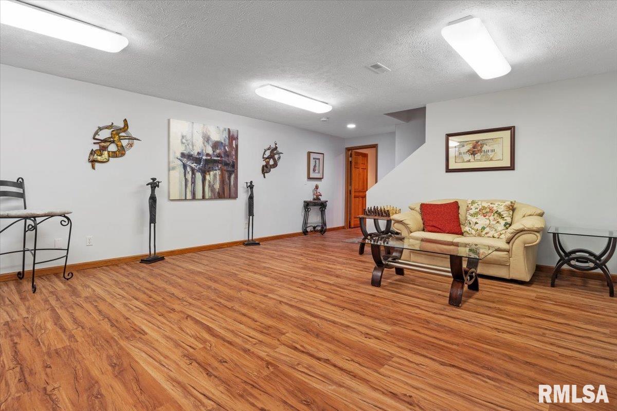 420 Clipper Road Springfield, IL 62711 - Photo 34 of 53