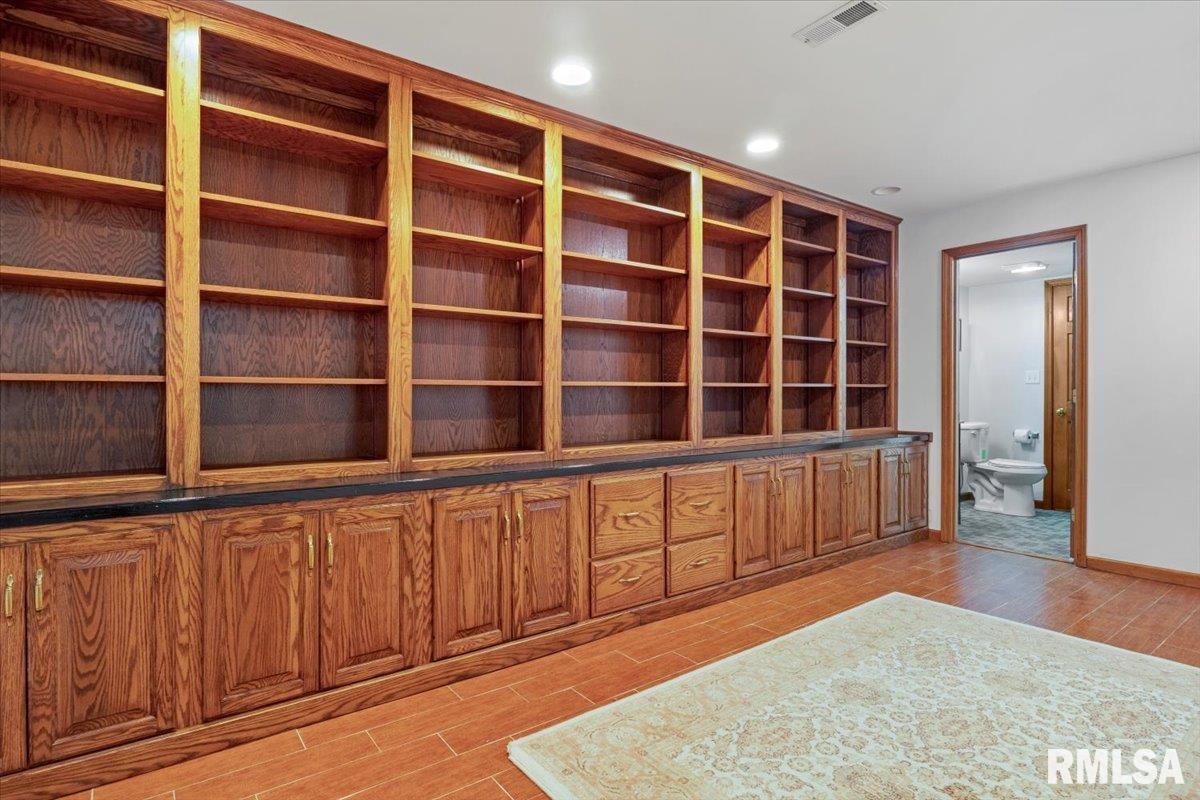 420 Clipper Road Springfield, IL 62711 - Photo 35 of 53