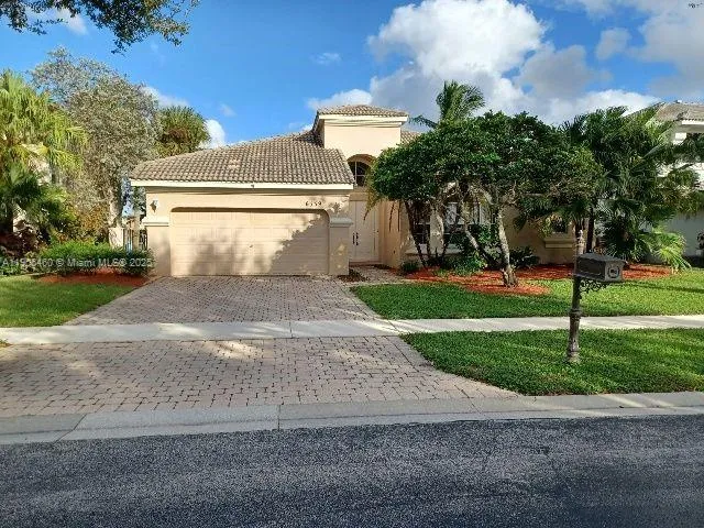 $3,600 | 6539 Stonehurst Circle, Lake Worth, FL 33467