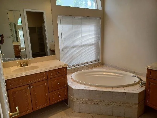 $3,600 | 6539 Stonehurst Circle, Lake Worth, FL 33467