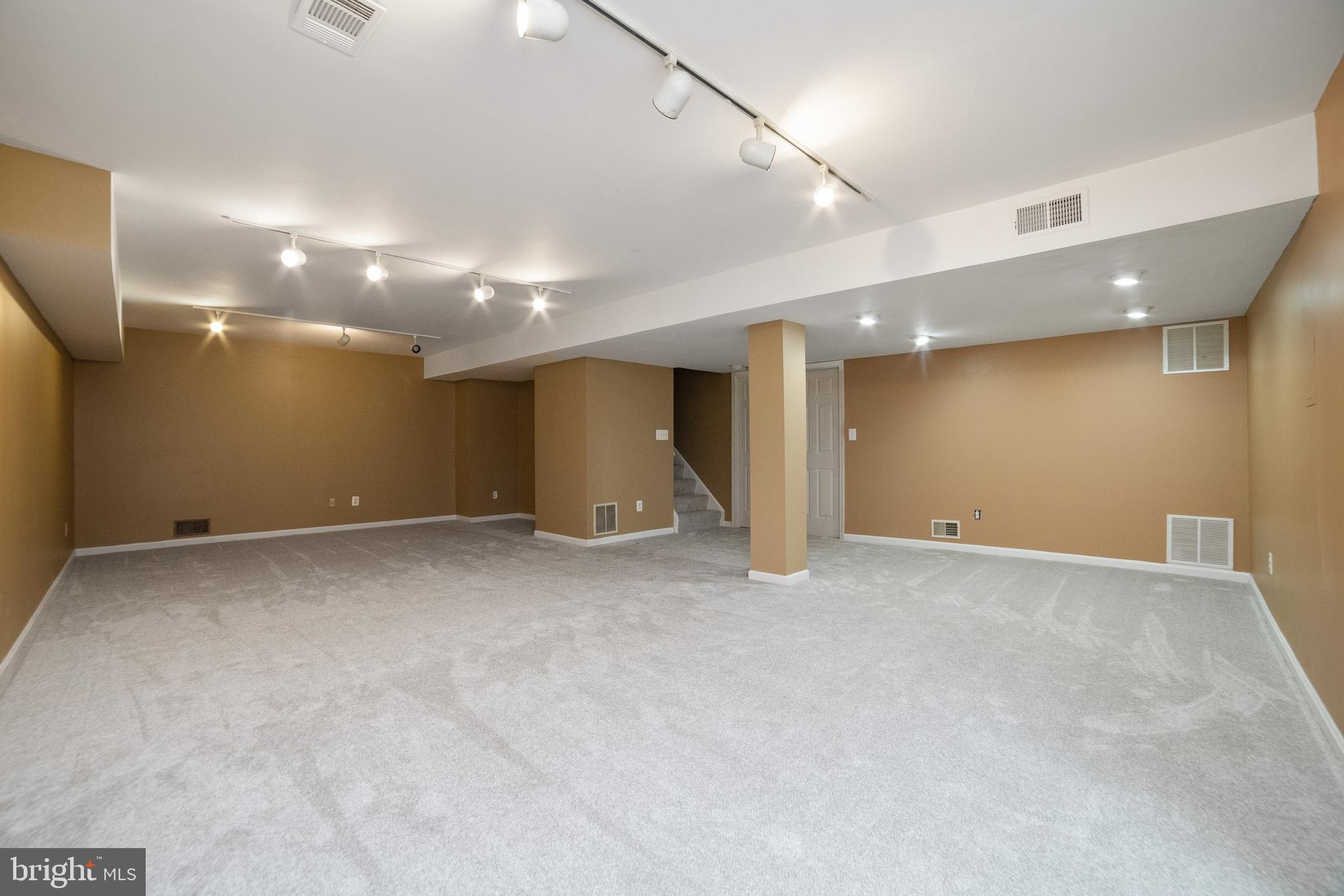 5606 Sinclair Drive Warrenton, VA 20187 - Photo 23 of 45