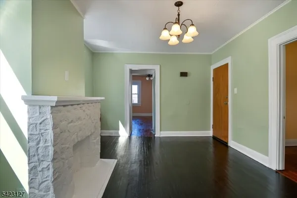 $2,450 | 106 West Cherry Street, Unit 2, Rahway, NJ 07065