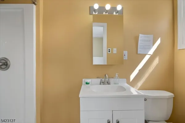 $2,450 | 106 West Cherry Street, Unit 2, Rahway, NJ 07065