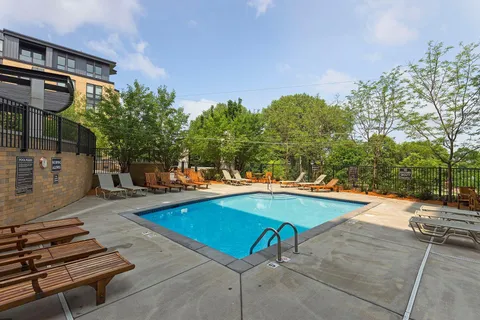$399,900 | 4730 Park Commons Drive, Unit 204, St. Louis Park, MN 55416