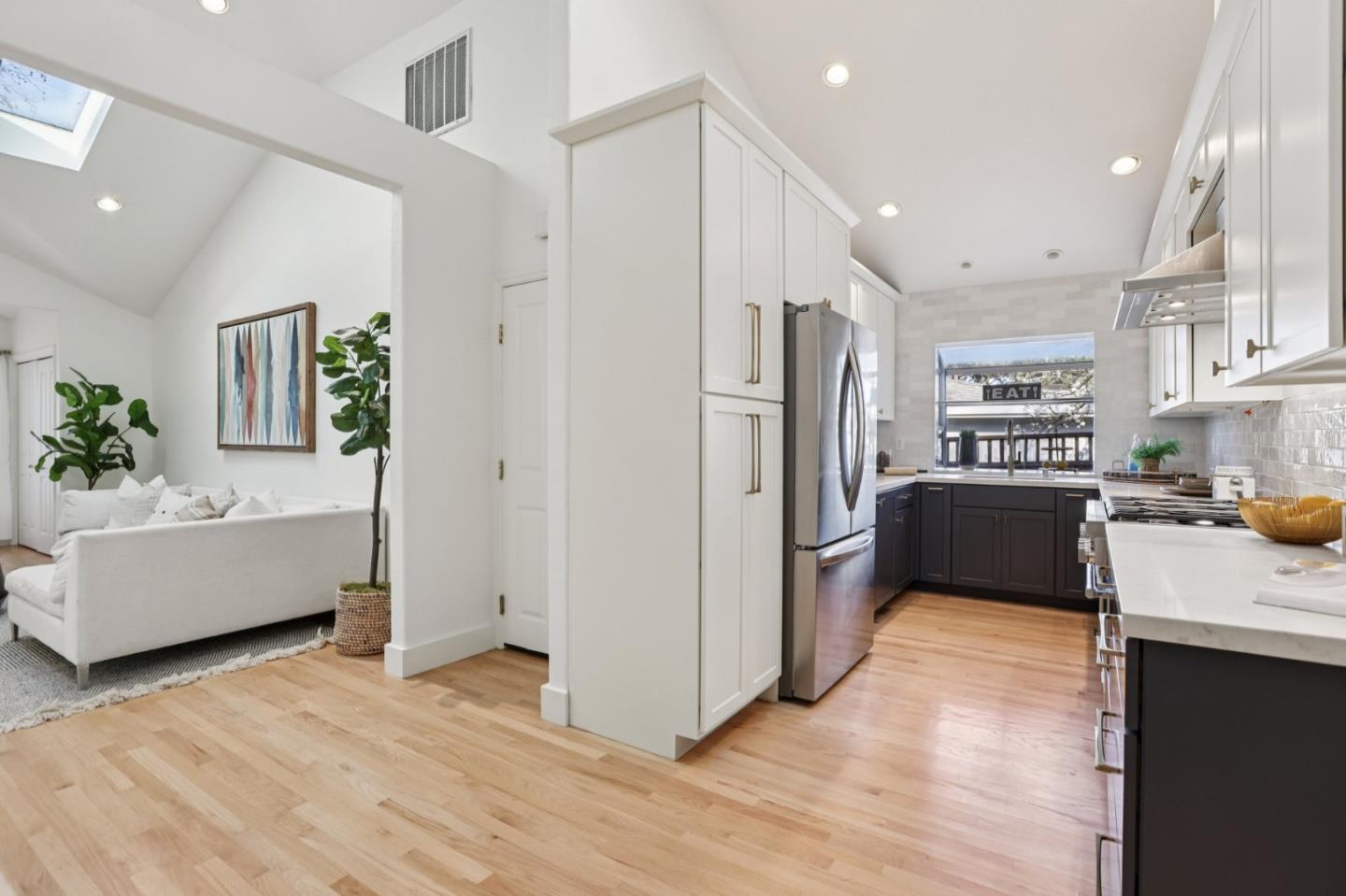 915 North Road Belmont, CA 94002 - Photo 5 of 36