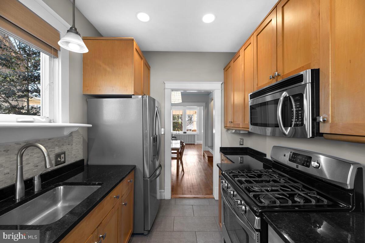 8705 2nd Avenue Silver Spring, MD 20910 - Photo 16 of 51 Gallery Image 16