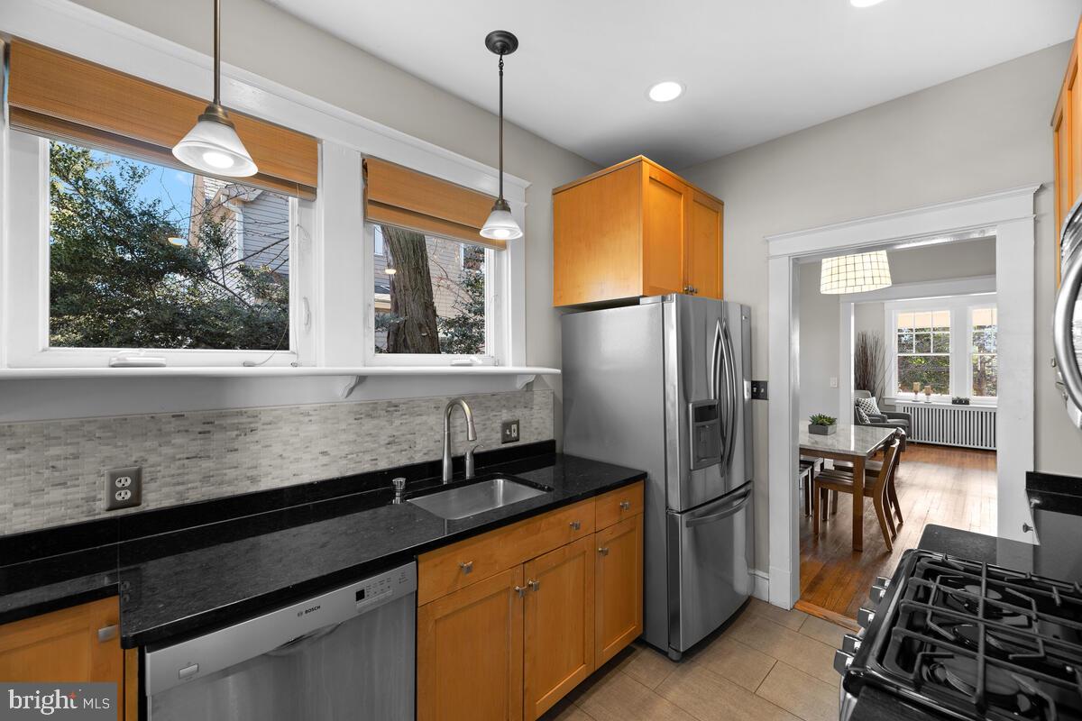 8705 2nd Avenue Silver Spring, MD 20910 - Photo 17 of 51 Gallery Image 17