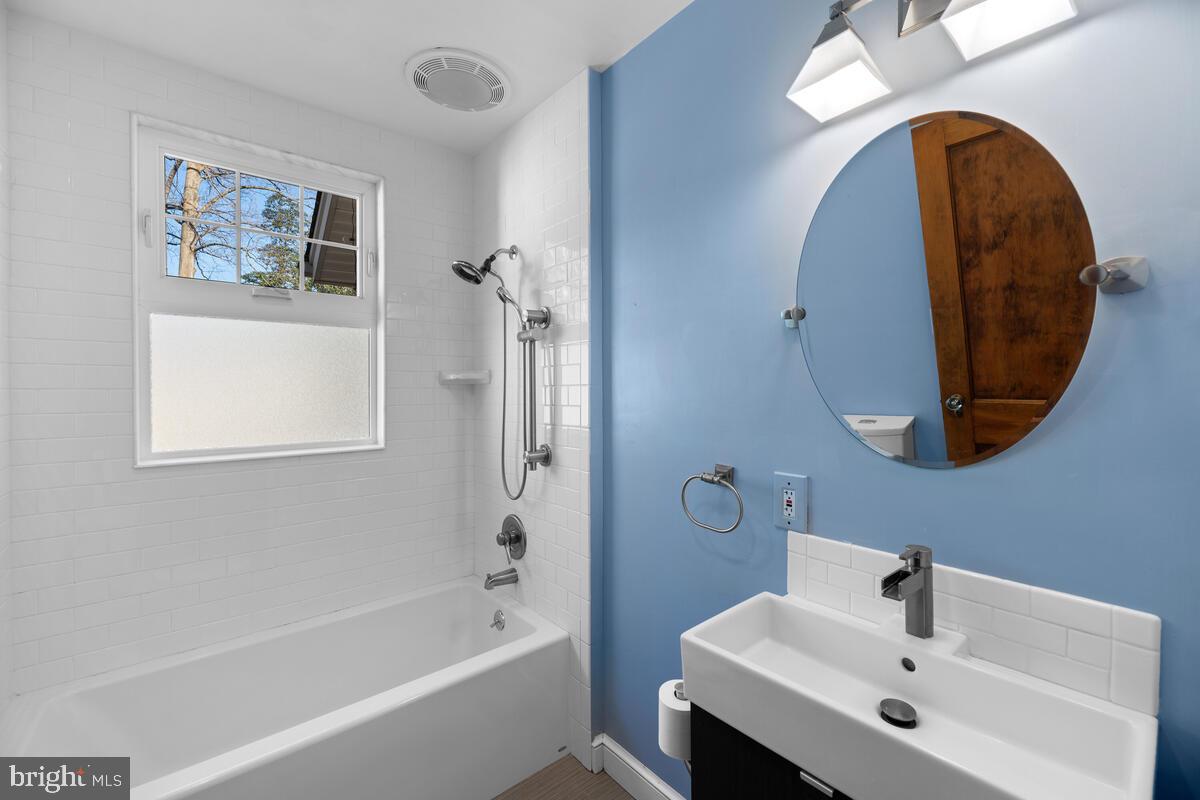 8705 2nd Avenue Silver Spring, MD 20910 - Photo 20 of 51 Gallery Image 20