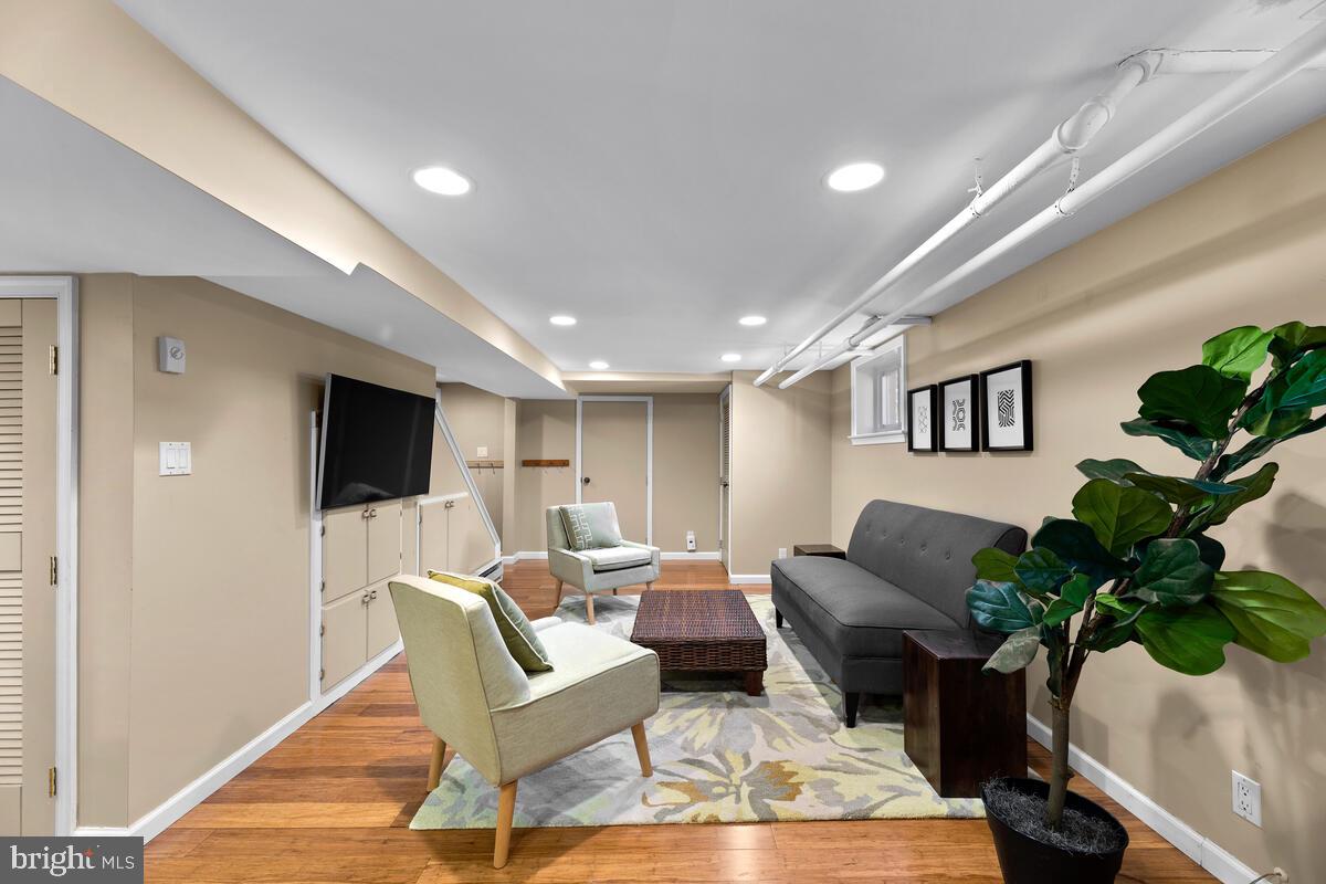 8705 2nd Avenue Silver Spring, MD 20910 - Photo 35 of 51 Gallery Image 35