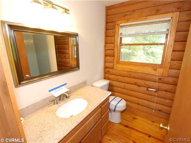 3200 Davis Mill Road Goochland, VA 23063 - Photo 9 of 12 Interior Space/Layout - Bathroom