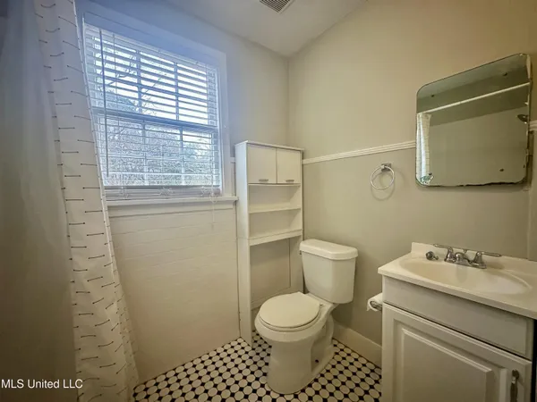 $1,150 | 3310 North State Street, Unit 1, Jackson, MS 39216