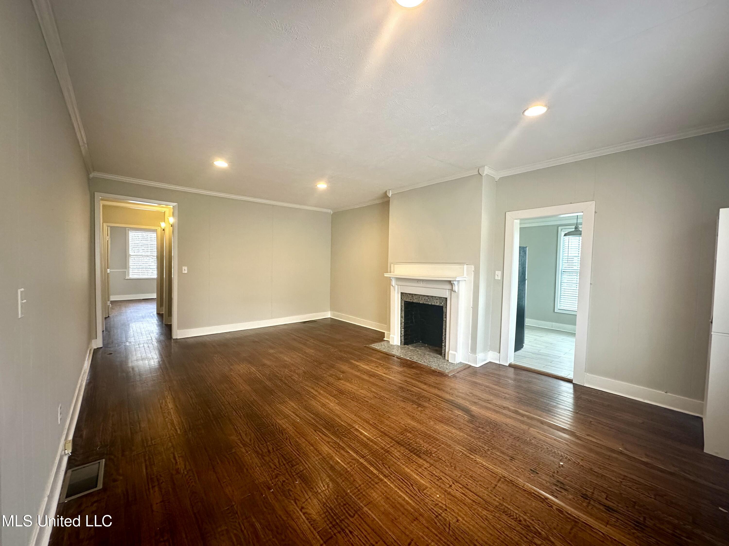 3310 North State Street, Unit 1 Jackson, MS 39216 - Photo 3 of 18 IMG_5255 2