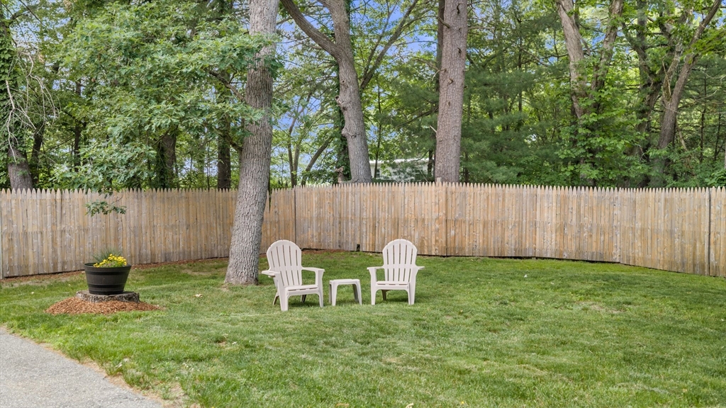 10 Grandview Road Reading, MA 01867 - Photo 4 of 42