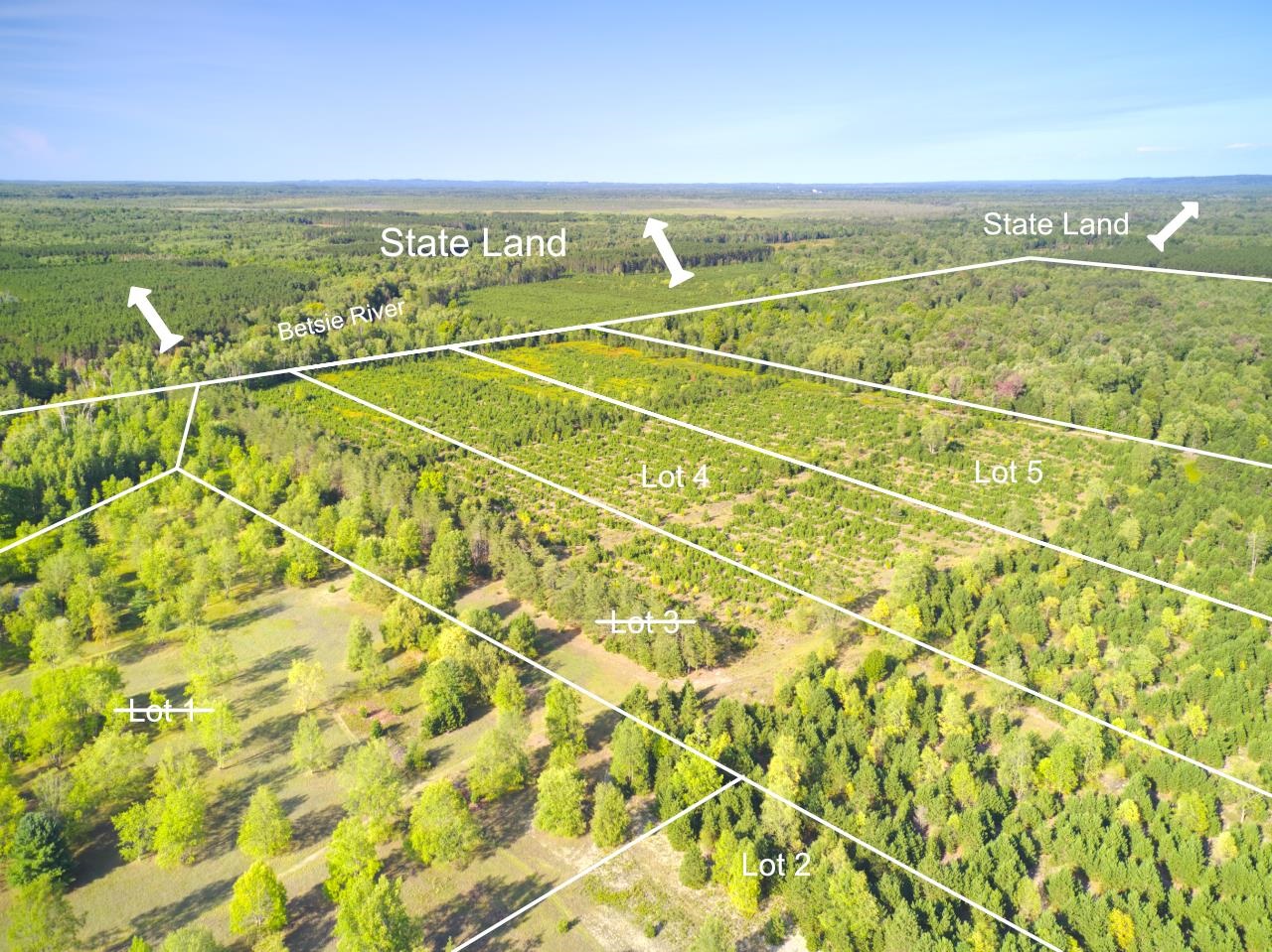 2 South Reynolds Road Interlochen, MI 49643 - Photo 8 of 20