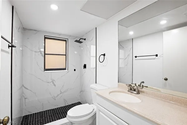 $1,600 | 2039 Golfside Village Drive, Lehigh Acres, FL 33936