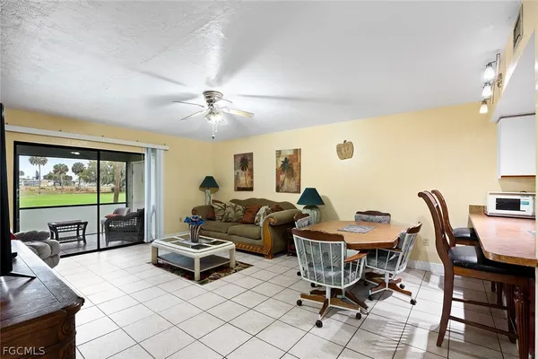 $1,600 | 2039 Golfside Village Drive, Lehigh Acres, FL 33936