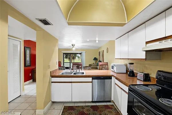 $1,600 | 2039 Golfside Village Drive, Lehigh Acres, FL 33936