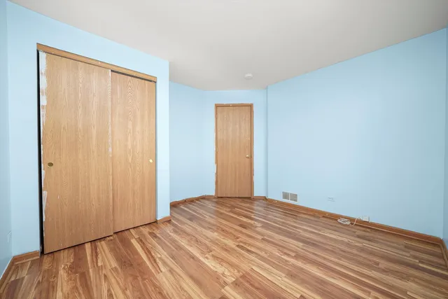 $275,000 | 409 Evergreen Circle, Unit 4, Gilberts, IL 60136