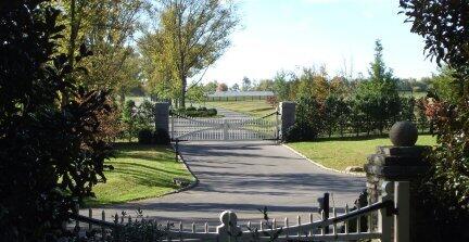 3006 Bryan Station Road Lexington, KY 40516 - Photo 1 of 18 mls1