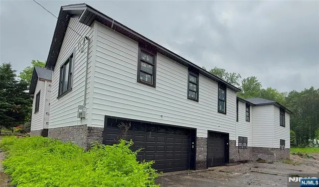 $1,295,000 | 1153 Linwood Avenue, Washington Township, NJ 07676