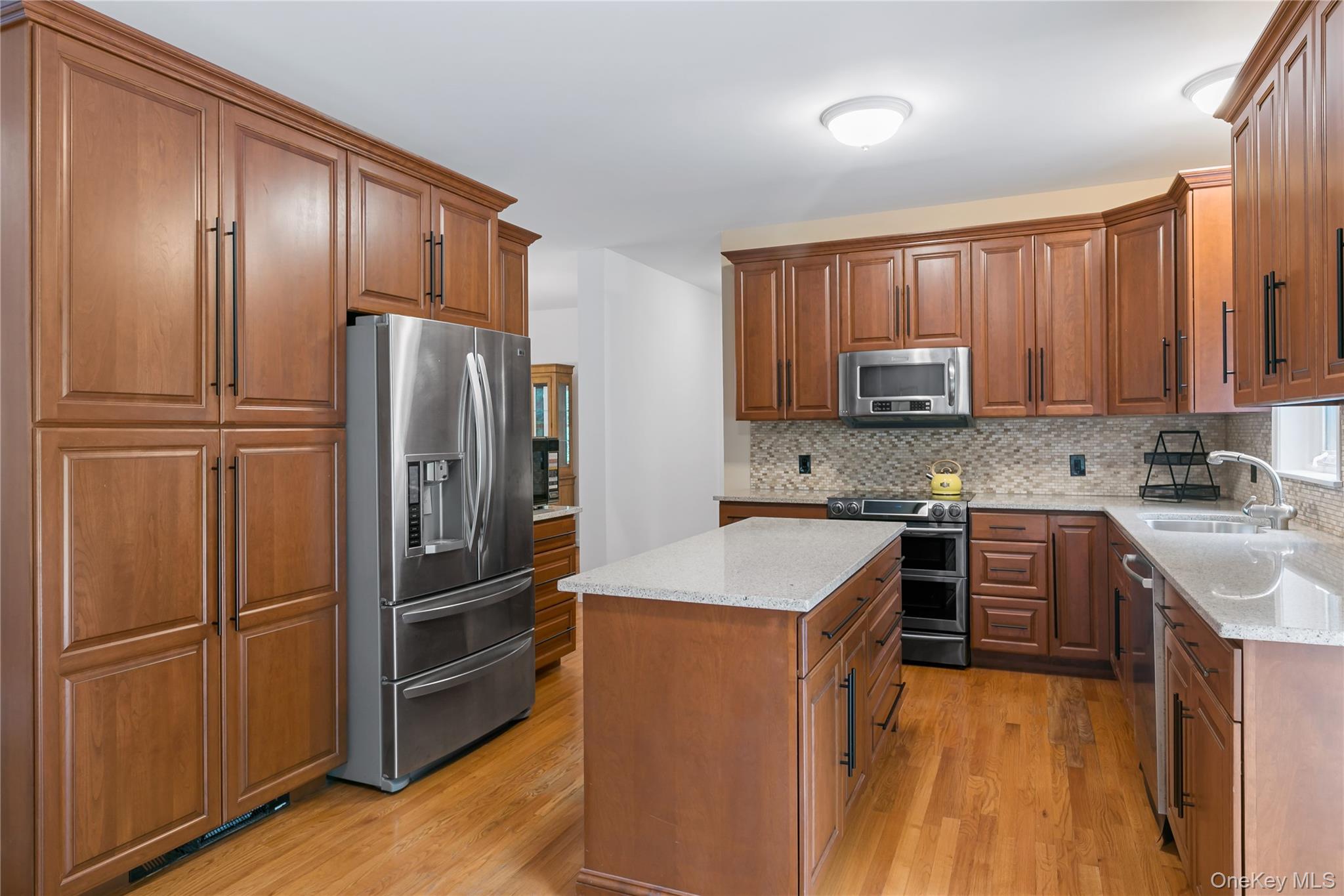310 Avery Road Garrison, NY 10524 - Photo 11 of 26 Lots of cabinets and center island