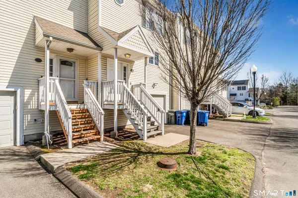 $339,900 | 800 Seaview Avenue, Unit 7702, Bridgeport, CT 06607