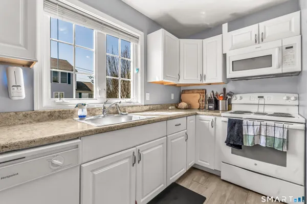 $339,900 | 800 Seaview Avenue, Unit 7702, Bridgeport, CT 06607
