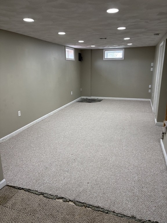 85 Rivulet Street Uxbridge, MA 01569 - Photo 32 of 42