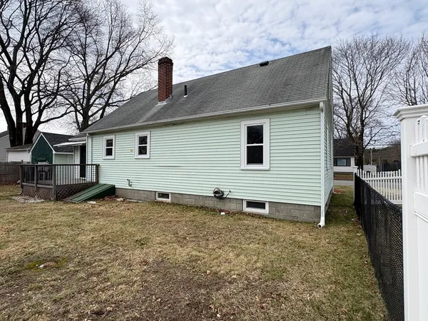 $429,900 | 85 Rivulet Street, Uxbridge, MA 01569