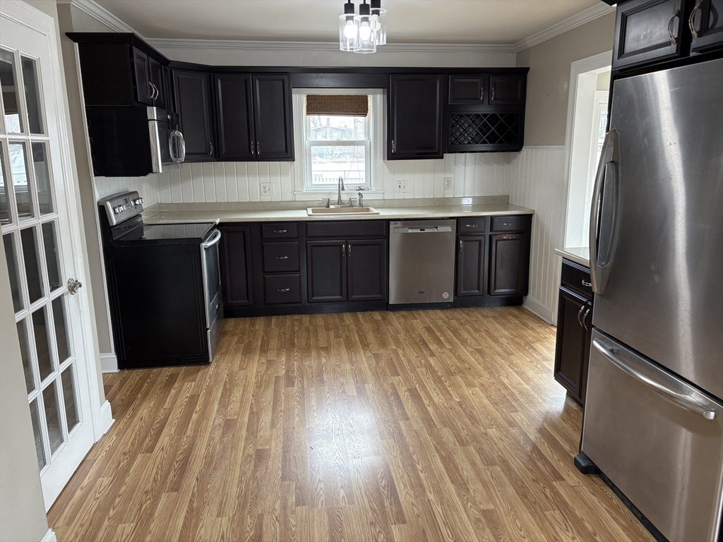 85 Rivulet Street Uxbridge, MA 01569 - Photo 9 of 42