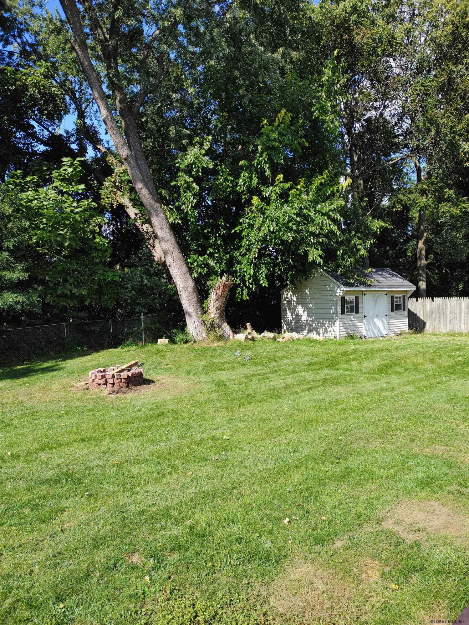 338 East Campbell Road Rotterdam, NY 12303 - Photo 24 of 25 Photo 24