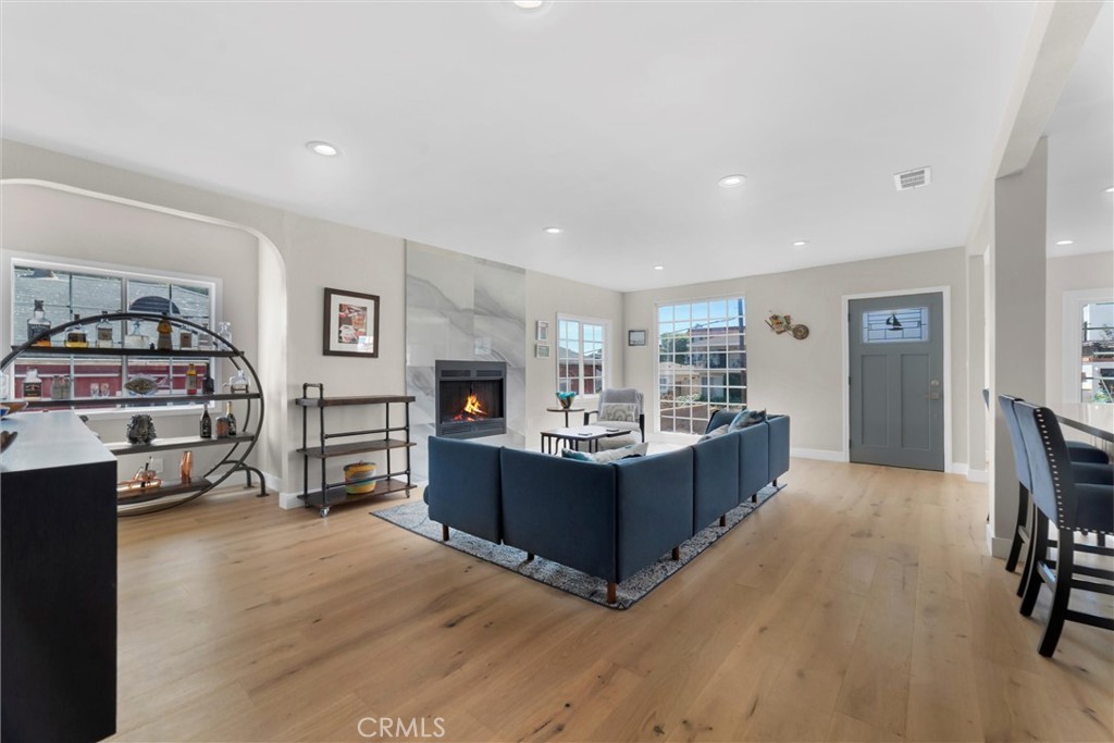 752 West 23rd Street San Pedro, CA 90731 - Photo 6 of 29