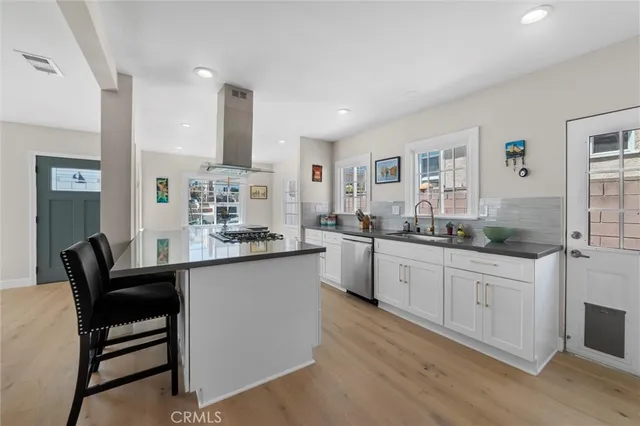 $1,225,000 | 752 West 23rd Street, San Pedro, CA 90731