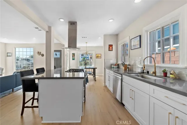 $1,225,000 | 752 West 23rd Street, San Pedro, CA 90731