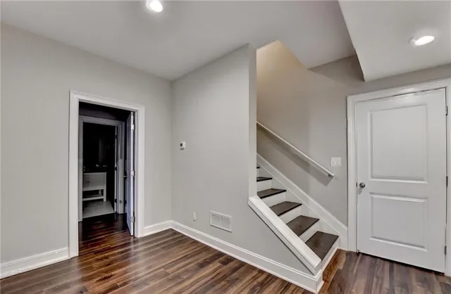 $699,900 | 5200 Cresslyn Ridge, Johns Creek, GA 30005