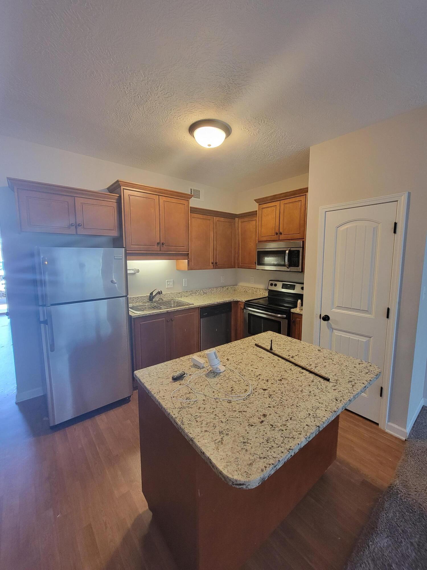 147 Grove Landing Court Grovetown, GA 30813 - Photo 3 of 11 20220428_152533