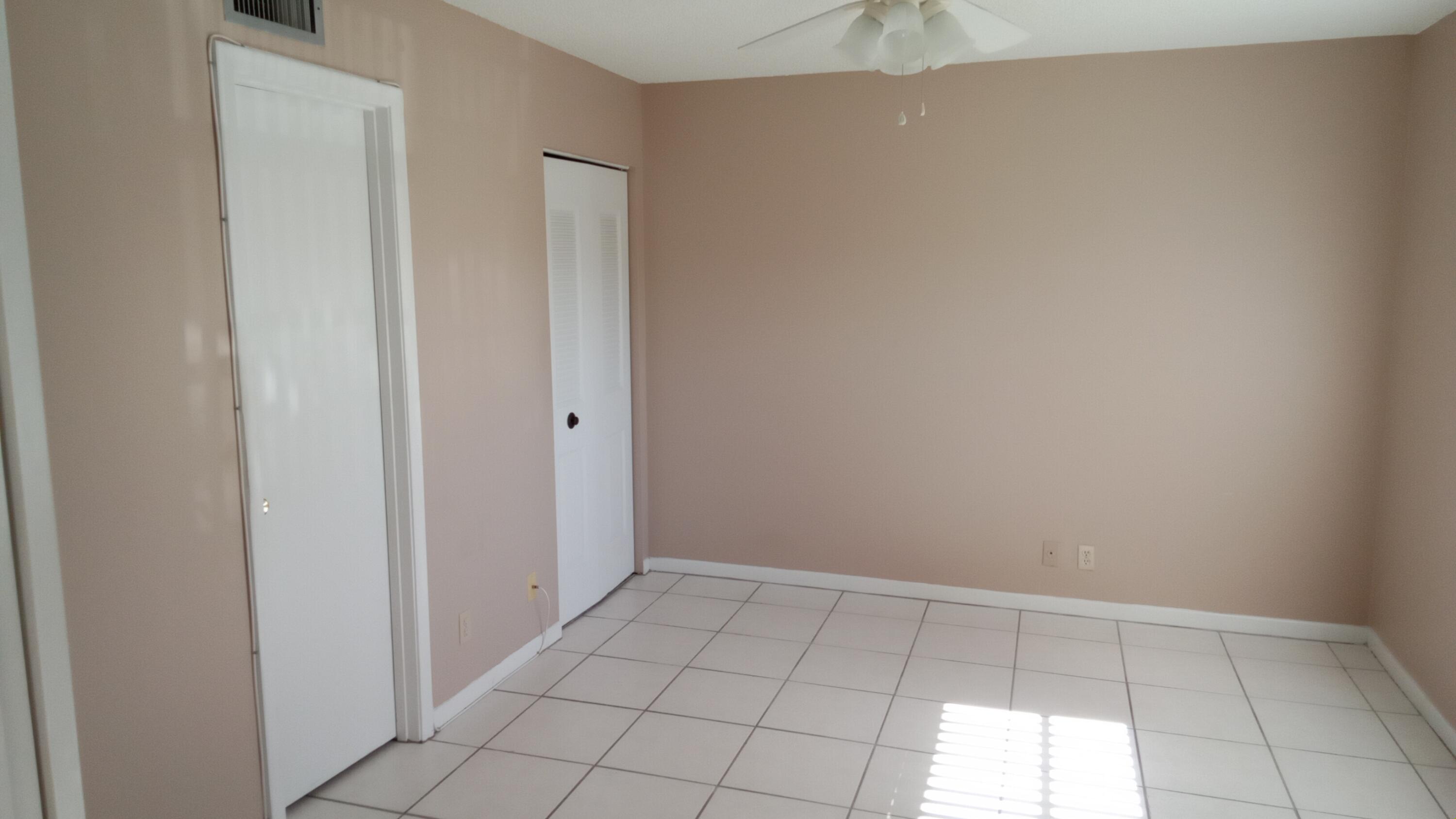 2825 Southwest 13th Street, Unit 102 Delray Beach, FL 33445 - Photo 4 of 10 20230210_144458