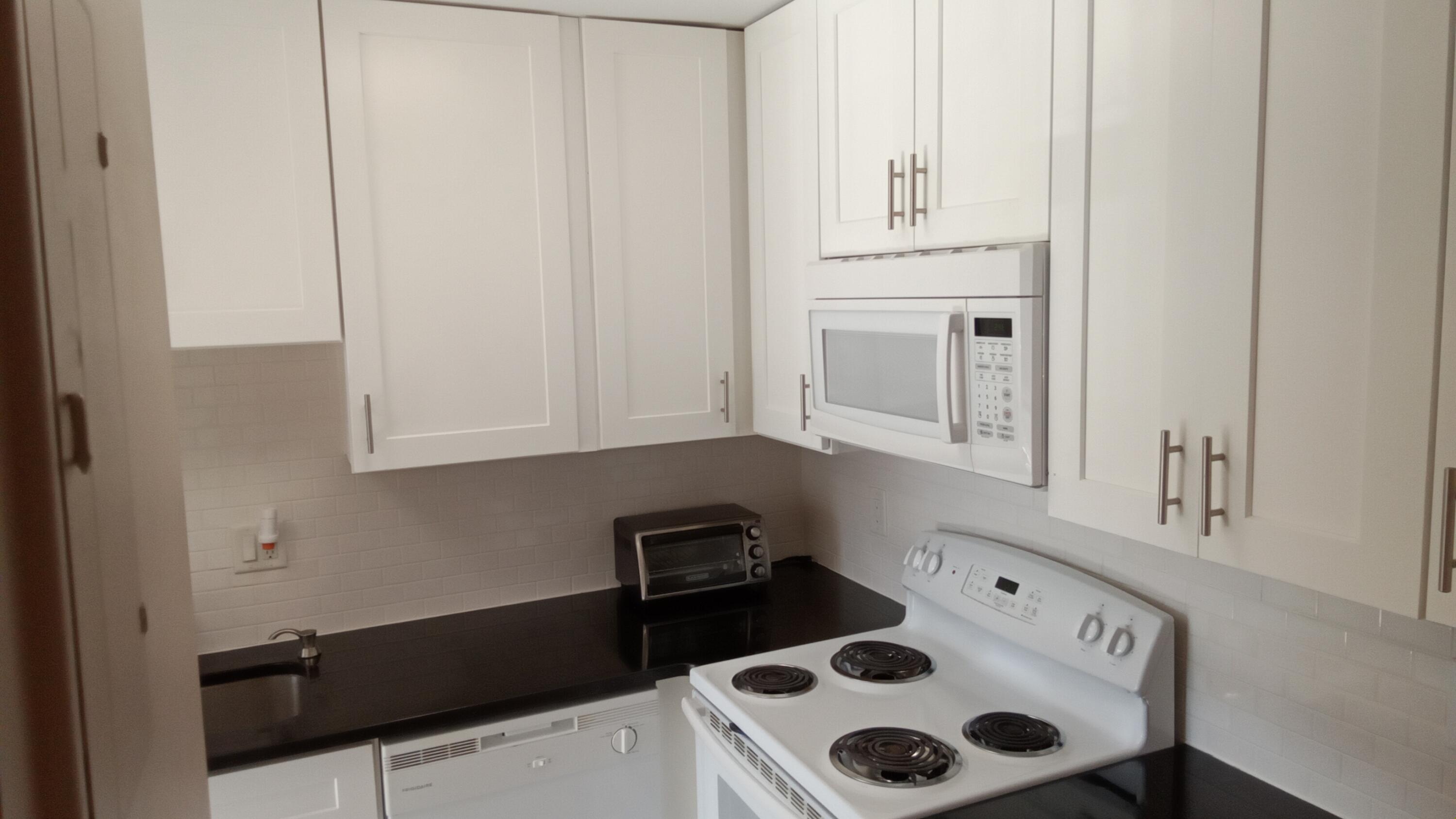 2825 Southwest 13th Street, Unit 102 Delray Beach, FL 33445 - Photo 6 of 10 20230210_144640