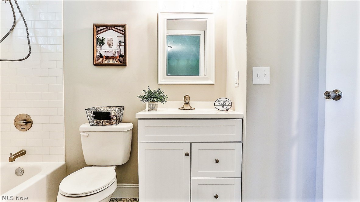 6141 Kungle Road New Franklin, OH 44216 - Photo 21 of 31 *NEW FULL BATHROOM REMODELED ~