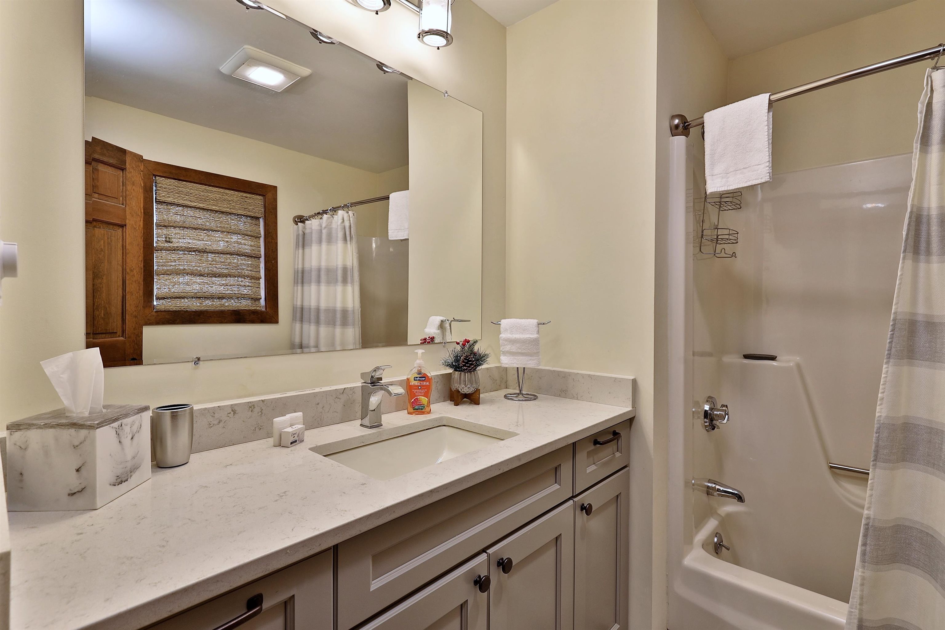 998 East Ash Road, Unit L19 Plymouth, VT 05056 - Photo 36 of 40 Gallery Image 36